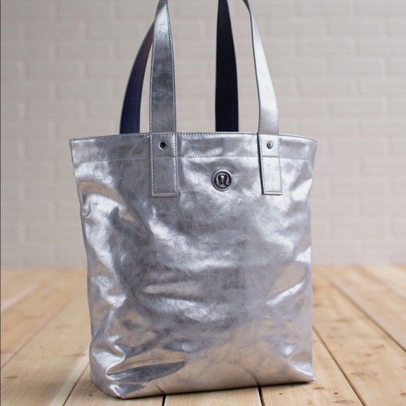 lululemon athletica Handbags - NWT Lululemon Mantra Tote Early Blue/Deep Coal